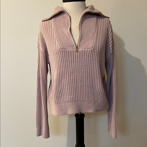 Ann Taylor Factory Sweaters - Ann Taylor Factory Women's purple Ribbed half zip Sweater women’s size S